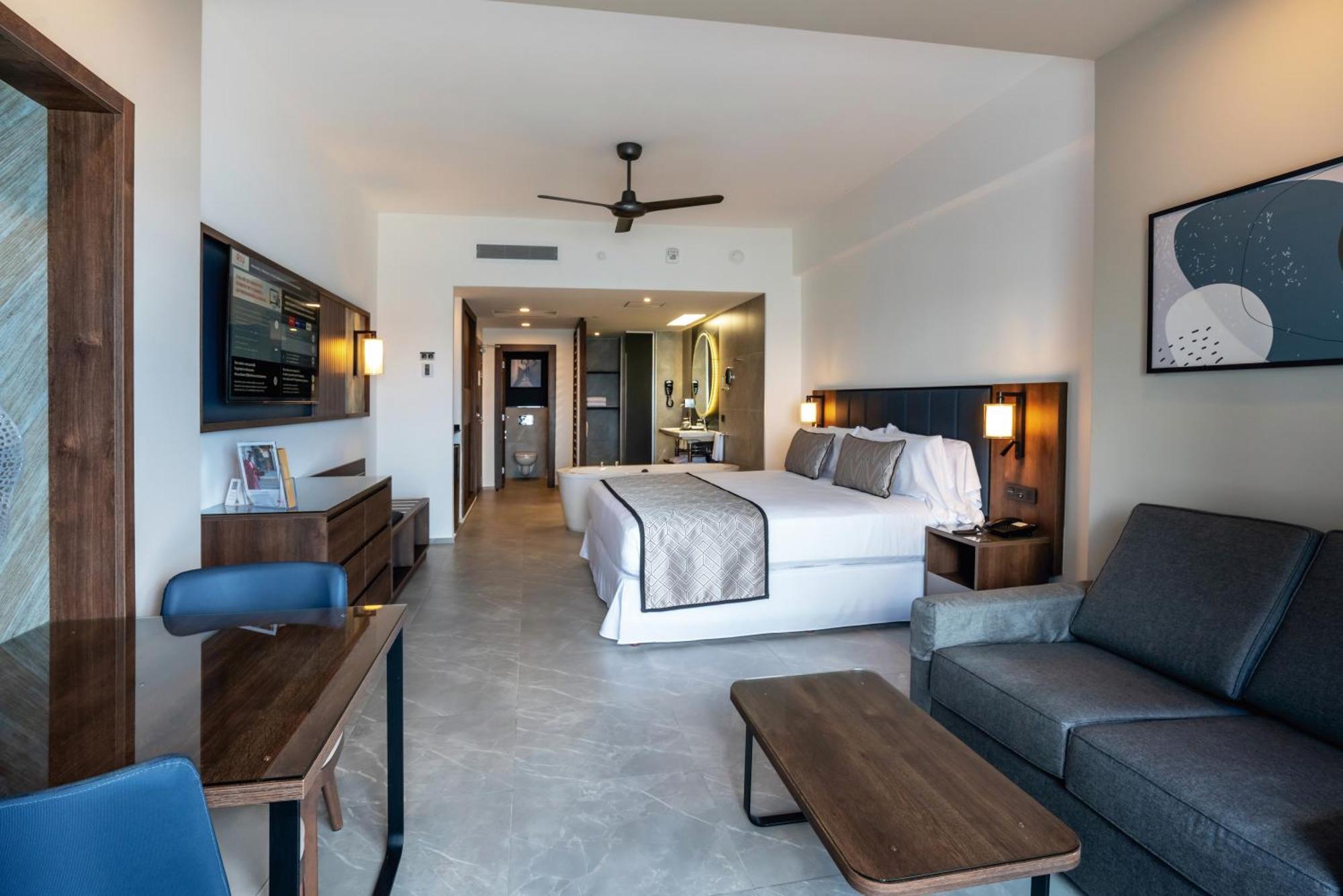 Riu Palace Kukulkan (Adults Only) Cancun Exterior photo