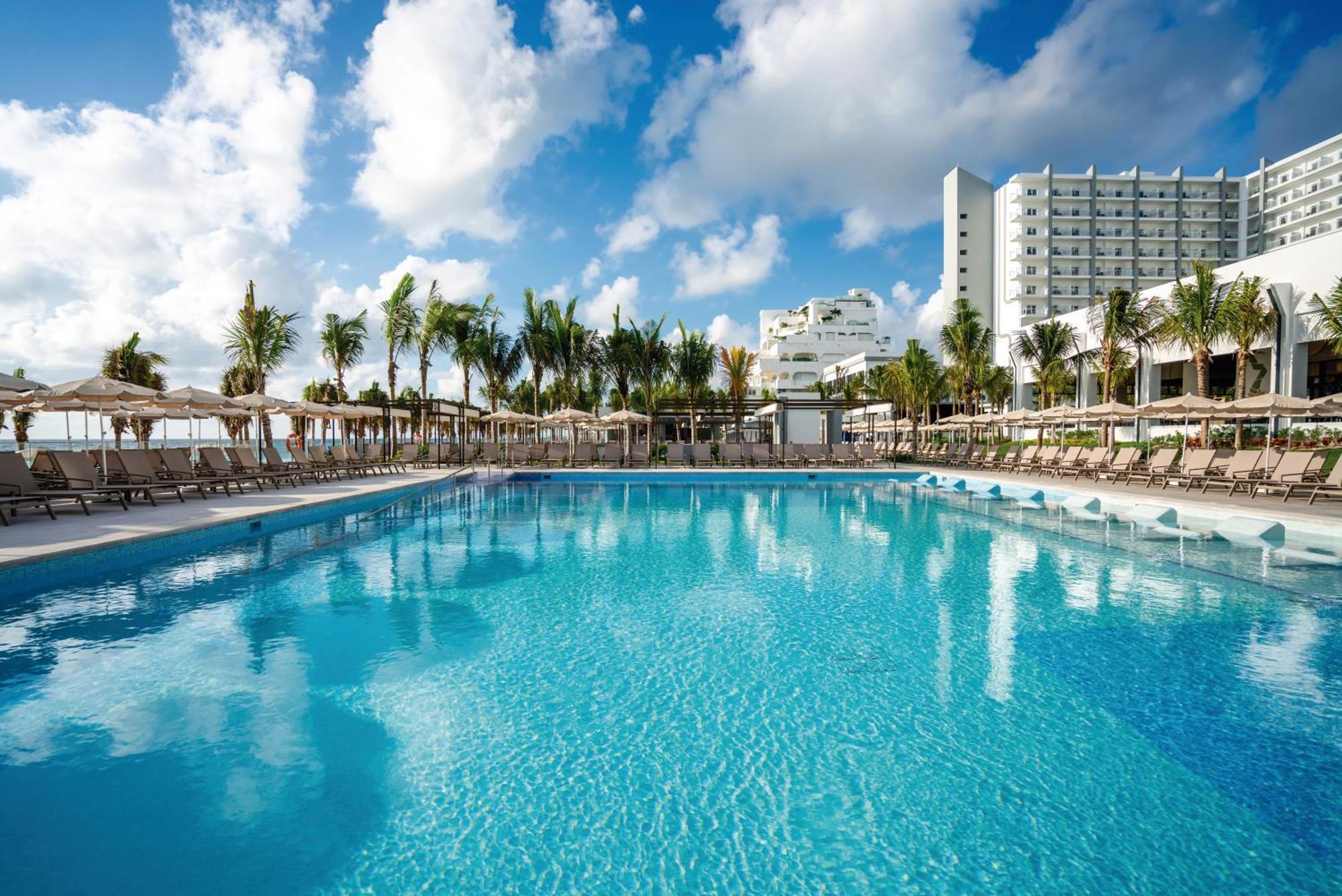 Riu Palace Kukulkan (Adults Only) Cancun Exterior photo